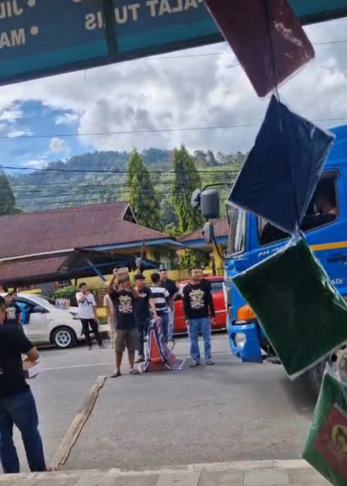 Respon Cepat PLC Solok Selatan Gelar Aksi Open Donasi Pray For Aceh, Sumbar dan Sumut.