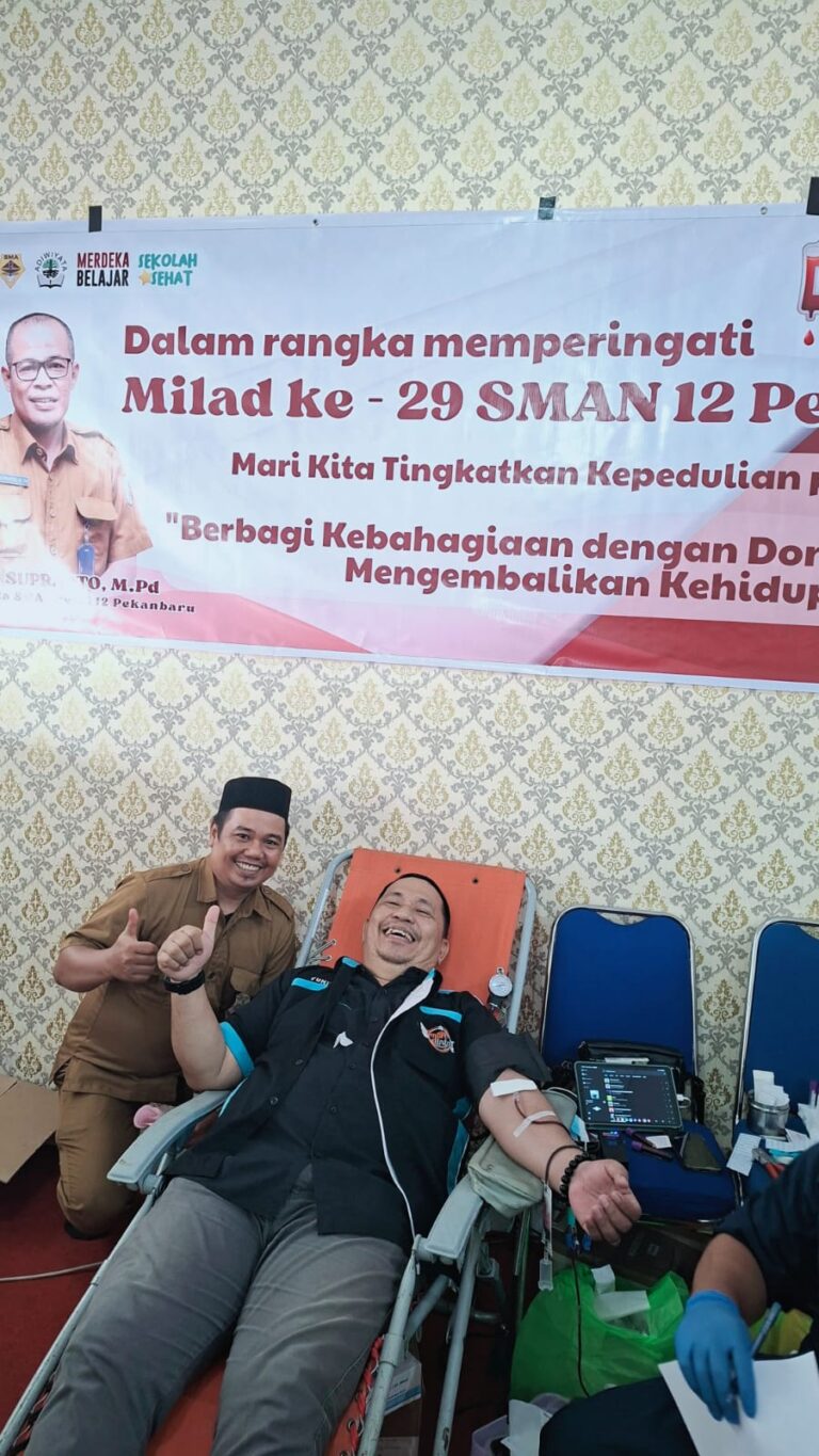 Rayakan Milad ke-20 SMAN 12 Pekanbaru, Penari Lintas Community Gelar Aksi Donor Darah
